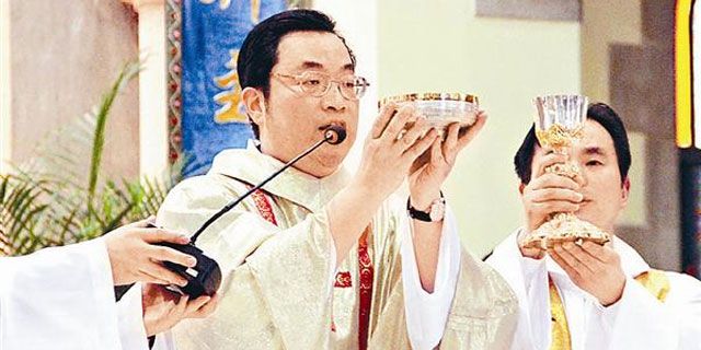 Obispo Ma Daqin Obispo Ma Daqin